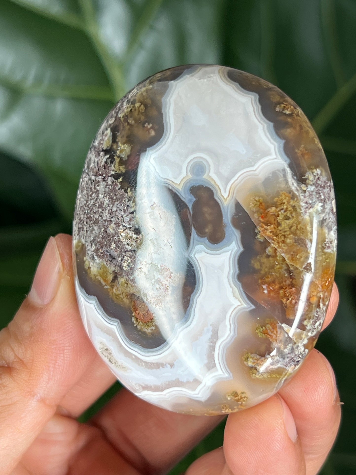 Scenic Moss Agate Palmstone