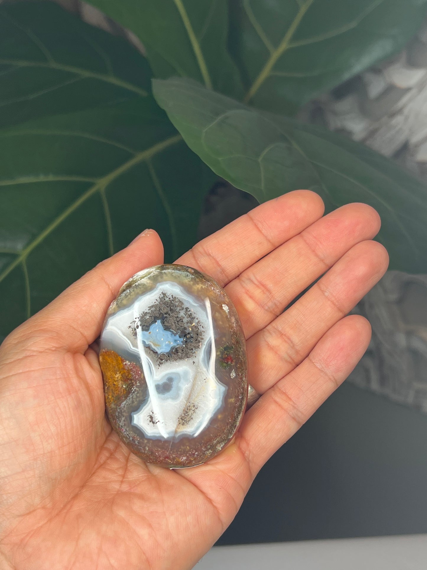 Scenic Moss Agate Palmstone