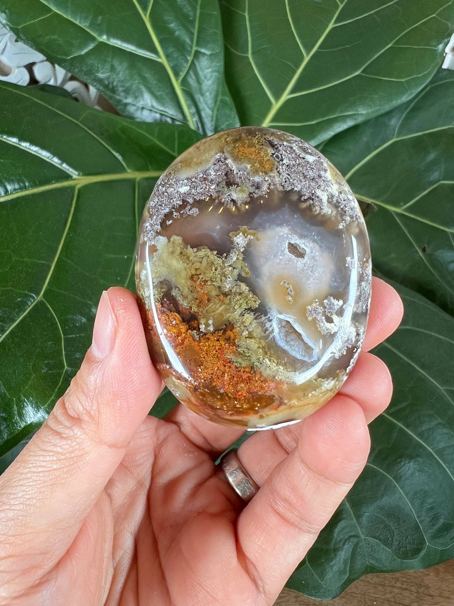 Scenic Moss  Agate Palm Stone