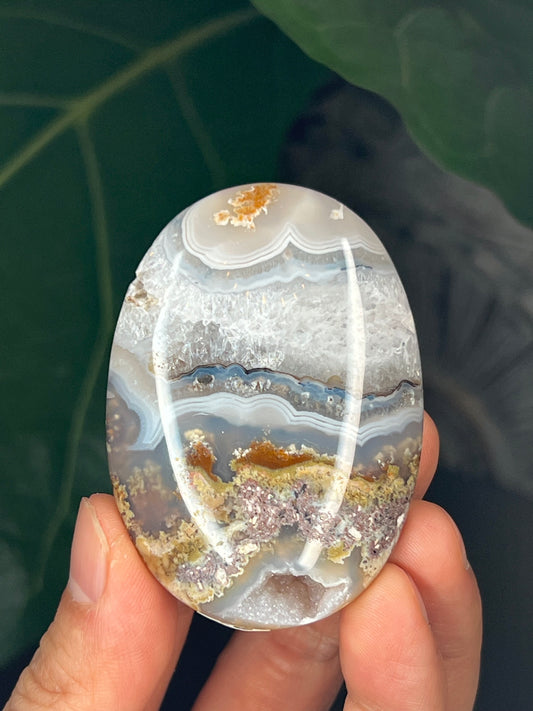 Scenic Moss Agate Palmstone