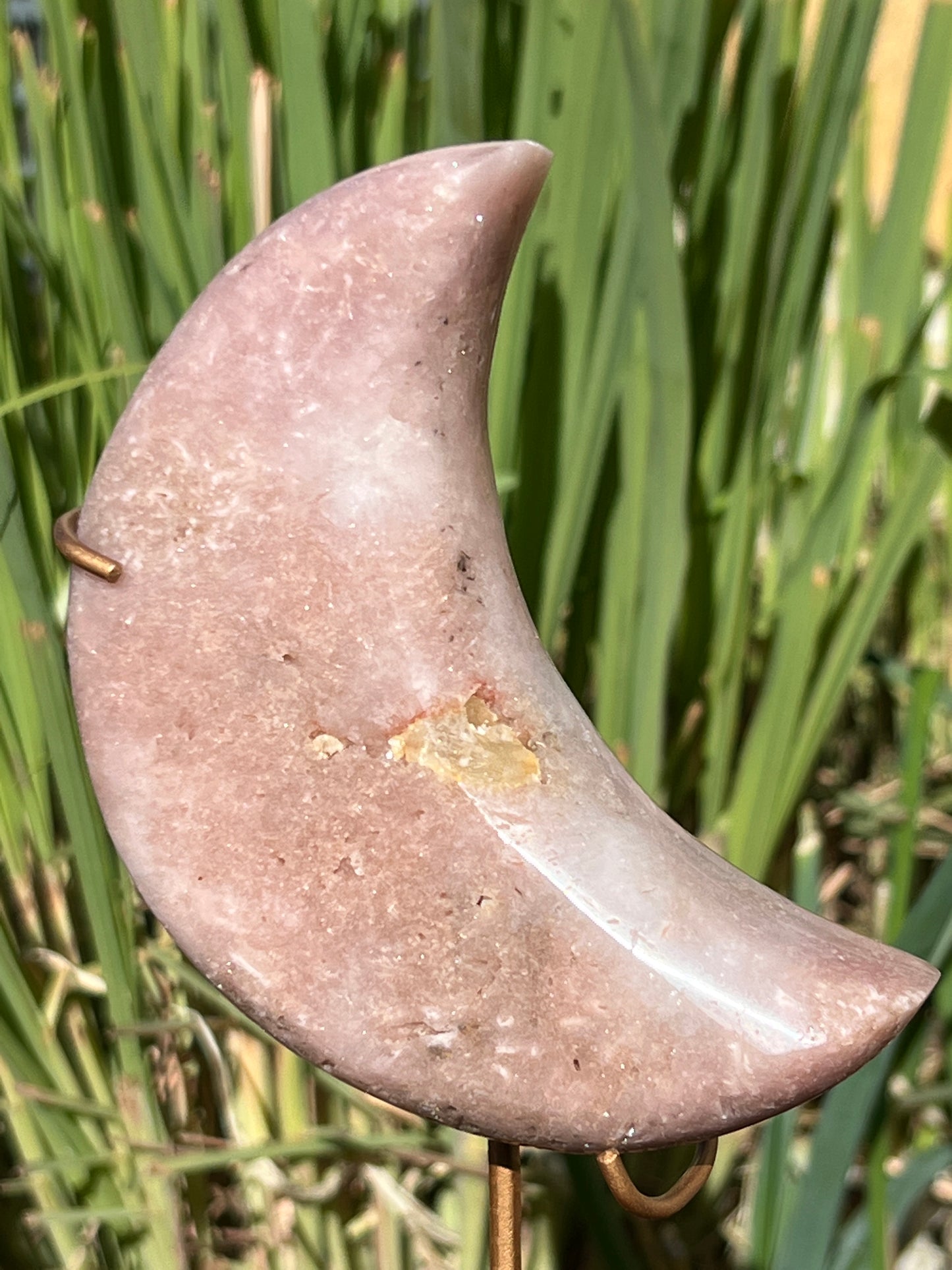 Pink Amethyst Crescent Moon 🌙